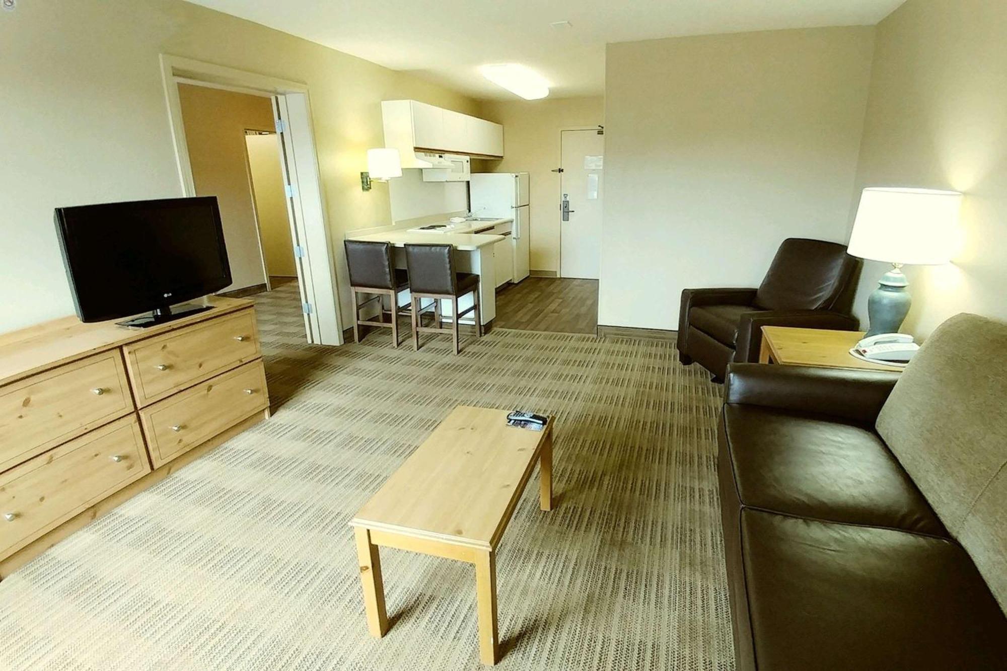 Extended Stay America Suites - Atlanta - Marietta - Powers Ferry Rd Sandy Springs Eksteriør billede
