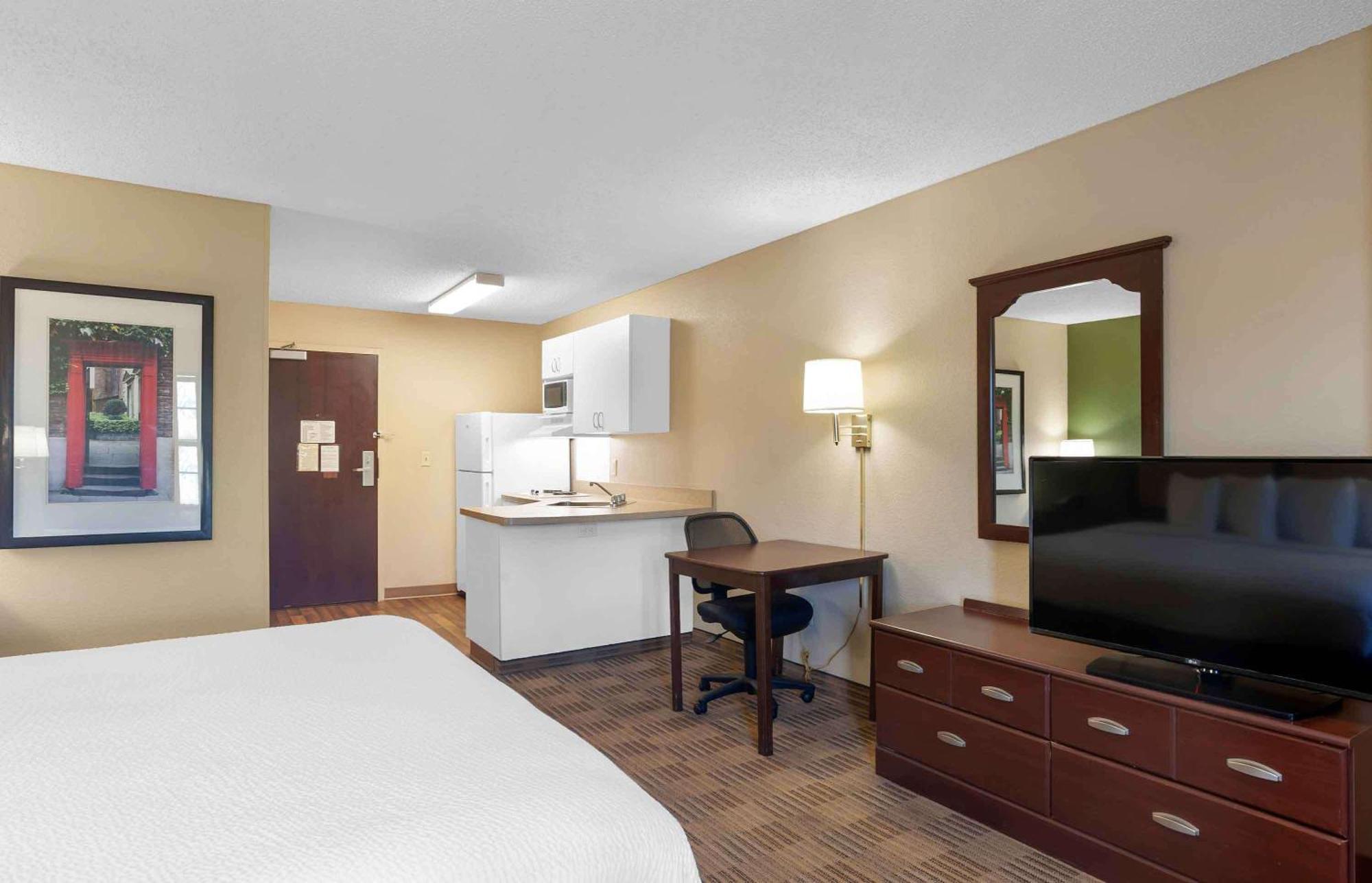 Extended Stay America Suites - Atlanta - Marietta - Powers Ferry Rd Sandy Springs Eksteriør billede