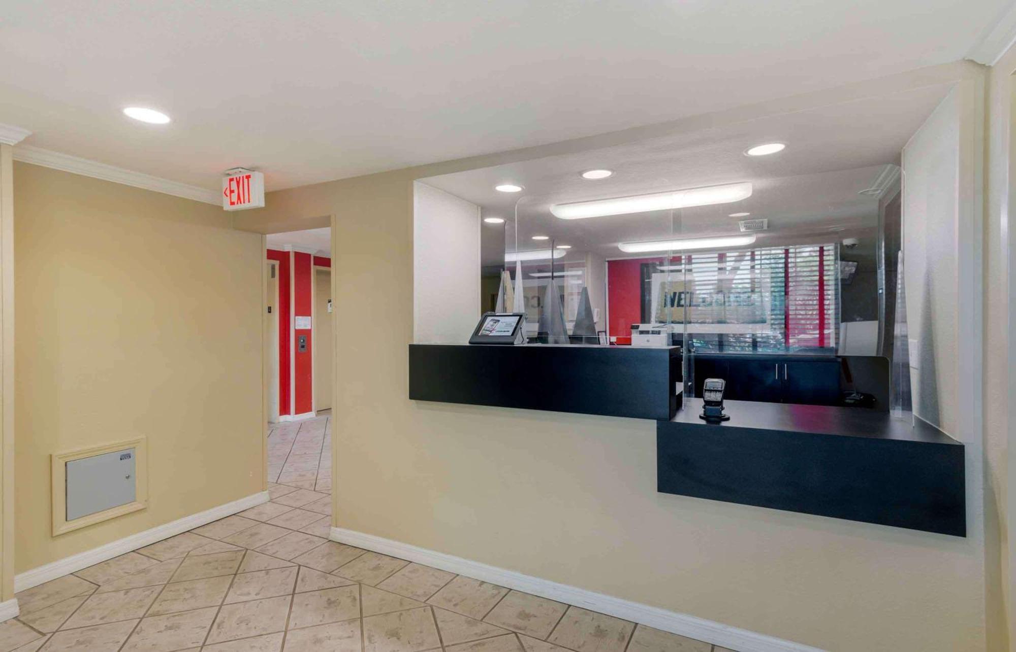 Extended Stay America Suites - Atlanta - Marietta - Powers Ferry Rd Sandy Springs Eksteriør billede